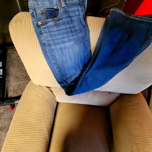 American eagle size 8 bootcut jeans